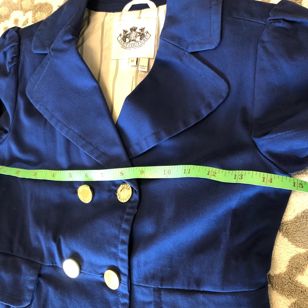 Blazer - Picture 5 of 7